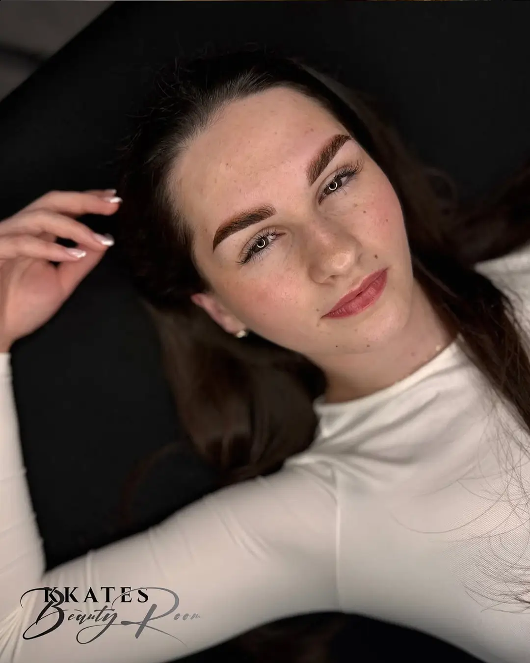 Kkates Beauty Room - puder obrve