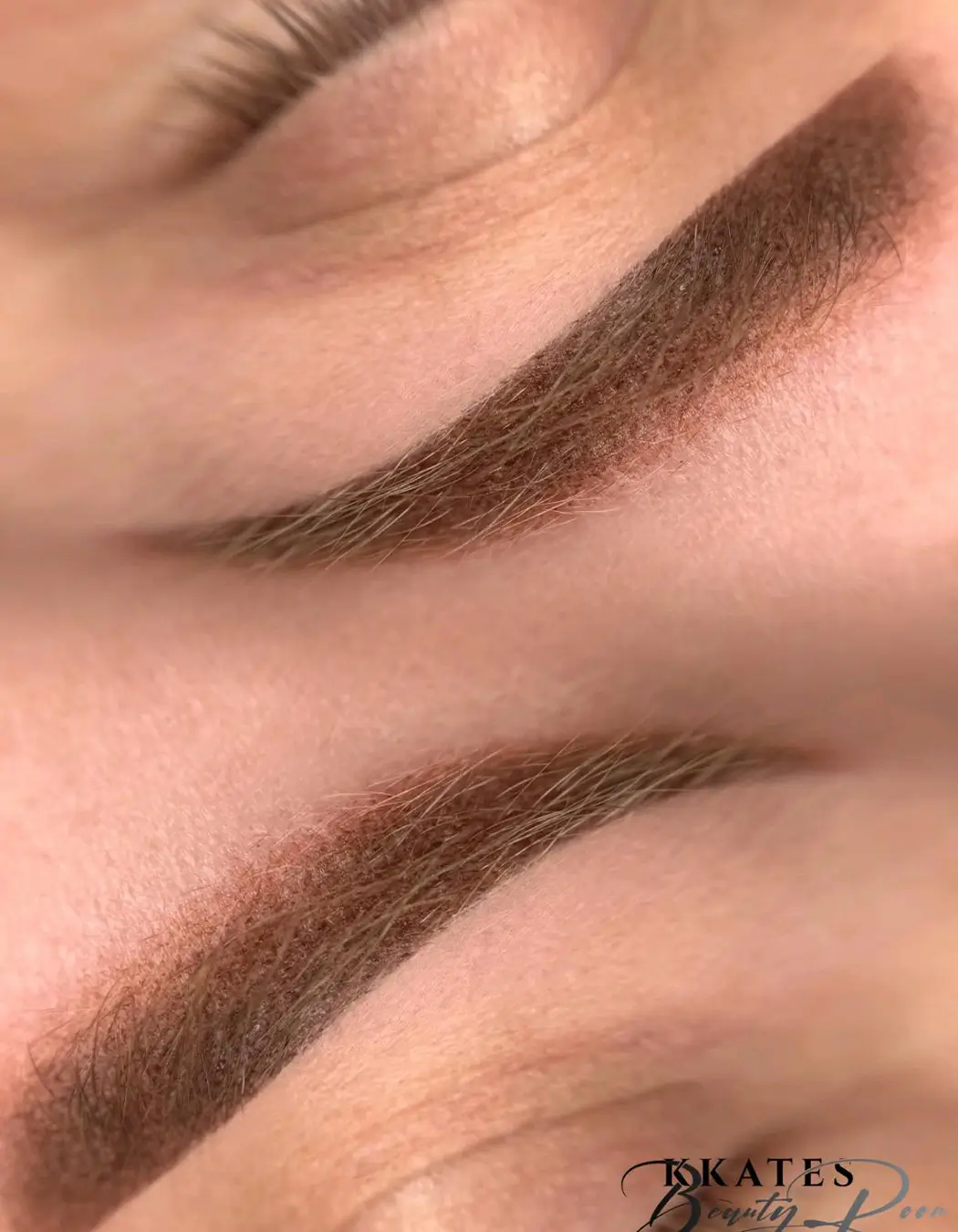 Kkates Beauty Room - puder obrve